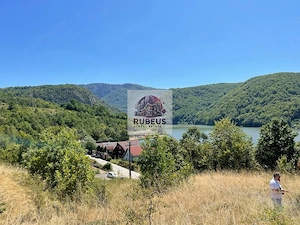Teren intravilan 2.580 mp Eșelnița, acces DN57, ideal turism, locuinte - imagine 3