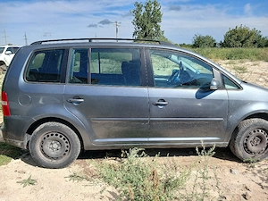 VAND URGENT !!! Piese Volkswagen touran  - imagine 3