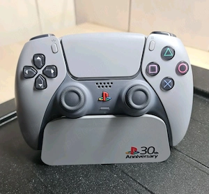 Sony Playstation 5 Pro nou controlor