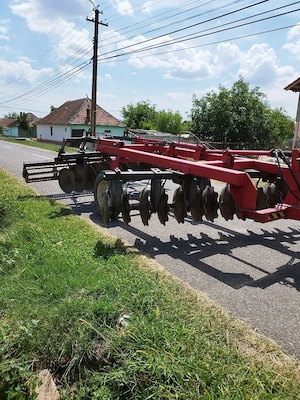 Disc în V tractat cu tăvălugi  - imagine 9