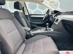 Vw Passat - imagine 16