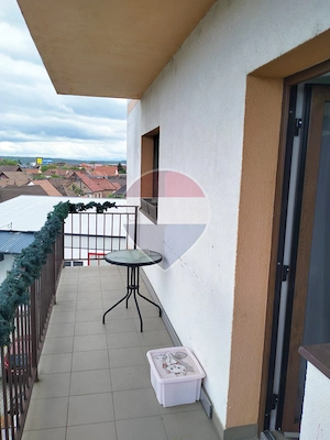 Apartament cu 3 camere de închiriat în zona Lazaret - imagine 15