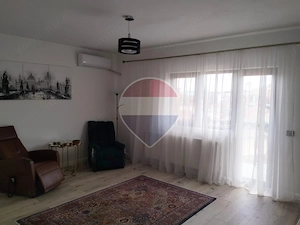 Apartament cu 3 camere de închiriat în zona Lazaret - imagine 13