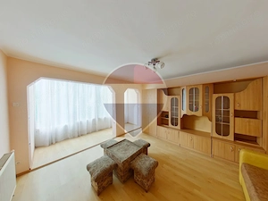 Apartament cu 4 camere de vânzare - imagine 3