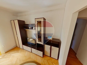 Apartament cu 2 camere de închiriat - imagine 3