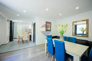Vânzare apartament 4 camere, acces auto - parcare, Central - Cuza Vodă - imagine 7