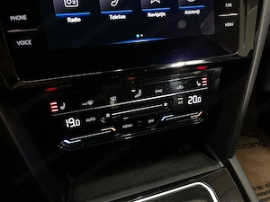 Volkswagen Passat - imagine 18
