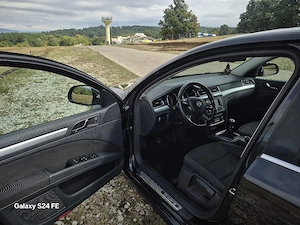Skoda Superb  - imagine 9