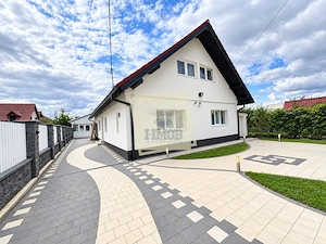 Casa 7 camere 210 mp utili si teren 800 Sibiu