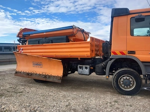 Mercedes-Benz Actros 4x4 basculabil, echipat pentru deszapezire - imagine 6