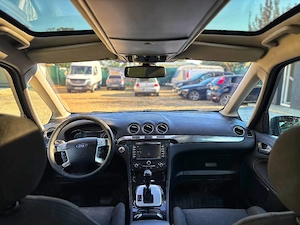Ford Galaxy Titanium 