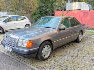Mercedes Benz W124 3L turbo diesel, AC, atestat Retromobil - imagine 2