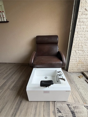 Mobilier salon coafura - imagine 2