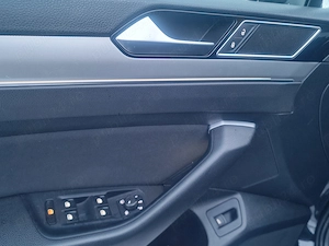 Vând Passat b8 2.0 litri 150 cai - imagine 8