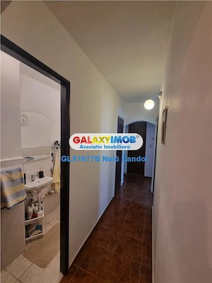 VANZARE APARTAMENT 3 CAMERE RAHOVA - imagine 4