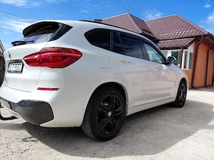 Vînd BMW 2017 X DRIVE -Fără adblu !Mașina arată și funcționează f bine, proprietar,taxe și ITP sept  - imagine 3