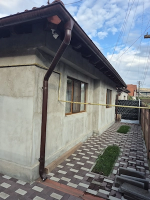 vând casă 100 mp  in blaj
