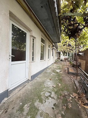Vanzare casa cu teren propriu, 3 camere, in Galati, Piata Centrala - imagine 2