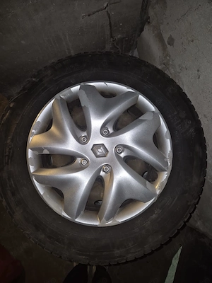 Vand roti pentru Renault Megane- jante cu anvelope de iarna - imagine 2