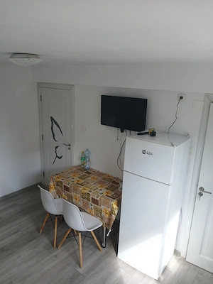 Inchiriez apartament mic - imagine 2