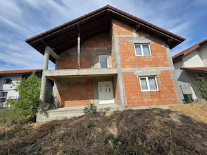 Casă individuală, 5 camere, teren 513 mp   Giarmata - imagine 2
