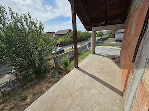 Casă individuală, 5 camere, teren 513 mp   Giarmata - imagine 3