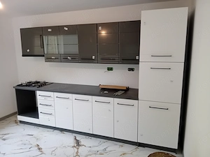Mobila, bucatarii, dormitoare, livinguri, deplasare si montaj in judetul Bacau - imagine 3