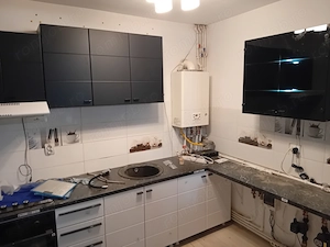 Mobila, bucatarii, dormitoare, livinguri, deplasare si montaj in judetul Bacau - imagine 2