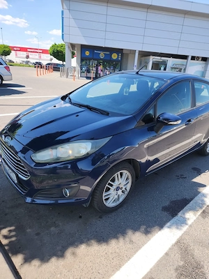 Vând Ford Fiesta ,2014, benzina, 1 l, aspirat, 80 CP, stare tehnica bună, mici defecte cosmetice - imagine 2