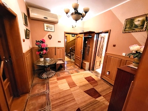 406 mp - 535.000 NEGOCIABIL Eleganță, spațiu și discreție   în inima orașului + autonomie energetică - imagine 5