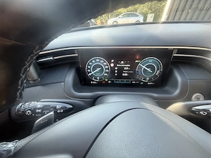 De vanzare Hyundai Tucson 1,6 Plug - in Hybrid 265 cp LUXURY - imagine 4