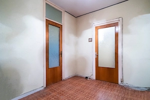 Drumul Taberei 3 camere, 4/10, bloc stradal, c-tie 1980, bucatarie mare, 2 bai - imagine 9