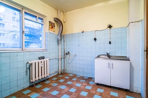 Drumul Taberei 3 camere, 4/10, bloc stradal, c-tie 1980, bucatarie mare, 2 bai - imagine 7
