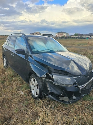 Skoda Fabia Combi 1.4 TDI  - AVARIATĂ   pentru reparat piese - imagine 3