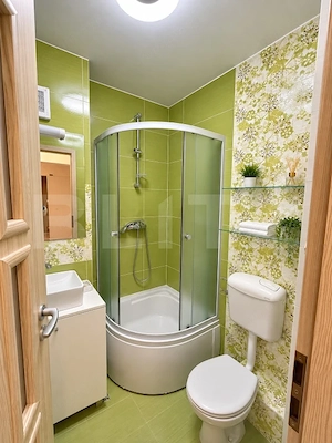 Apartament 4 camere, 77 mp, 2 băi și 2 balcoane în Plopilor - imagine 9