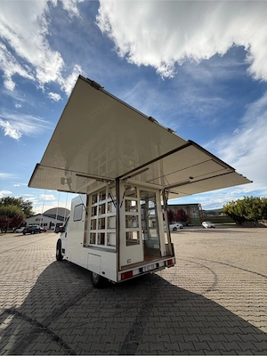 Citroen Jumper 3.0 HDI | UNIC Showroom   Conversie Food Truck  - imagine 9