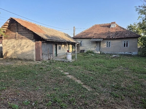 Vând  casa bătrâneasca  - imagine 6