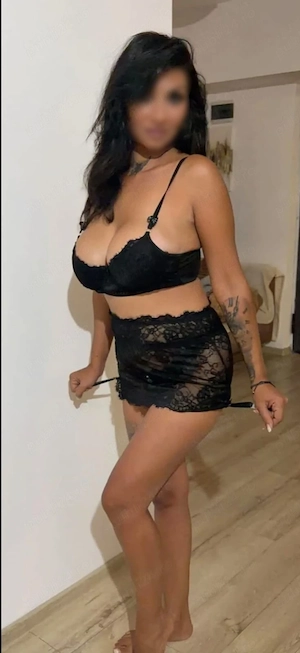 Bruneta.39.ani.