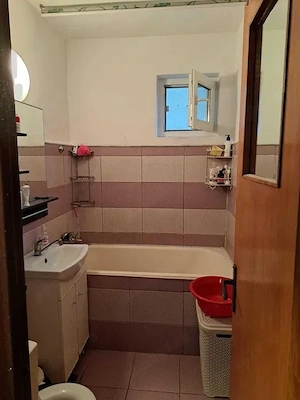 Inchiriere apartament 2 camere -  3 minute METROU RAUL DOAMNEI - imagine 8