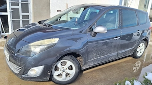 Renault Grand Scenic 3 - imagine 8