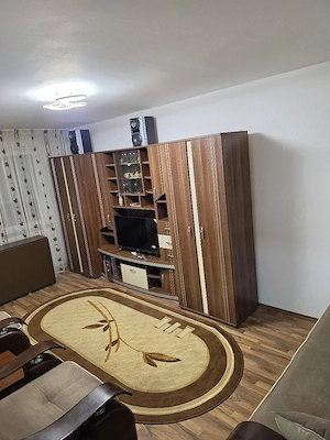 Închiriez aprtament 3 camere - imagine 7