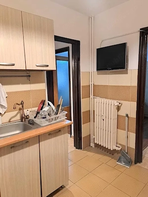 Inchiriere apartament 2 camere -  3 minute METROU RAUL DOAMNEI - imagine 6