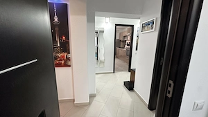 Apartament decomandat cu 3 camere, Ultracentral, centrală proprie - imagine 10