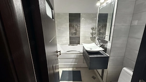 Apartament decomandat cu 3 camere, Ultracentral, centrală proprie - imagine 15