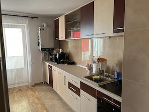 Apartament cu 3 camere și garaj - imagine 5