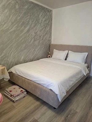 Garsonieră de vânzare 