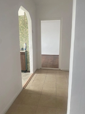 Apartament 2 camere decomandate zona KM 4-5 - imagine 5