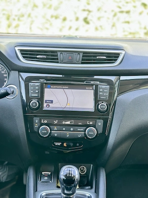 Nissan Qashqai 147.000km Keyless Camere 360 Rate Garantie - imagine 14
