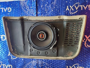 Capace boxe spate BMW E24 635CSI rear speaker pods - imagine 4