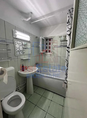 Zona Podu Ros Apartament 3 camere - imagine 5
